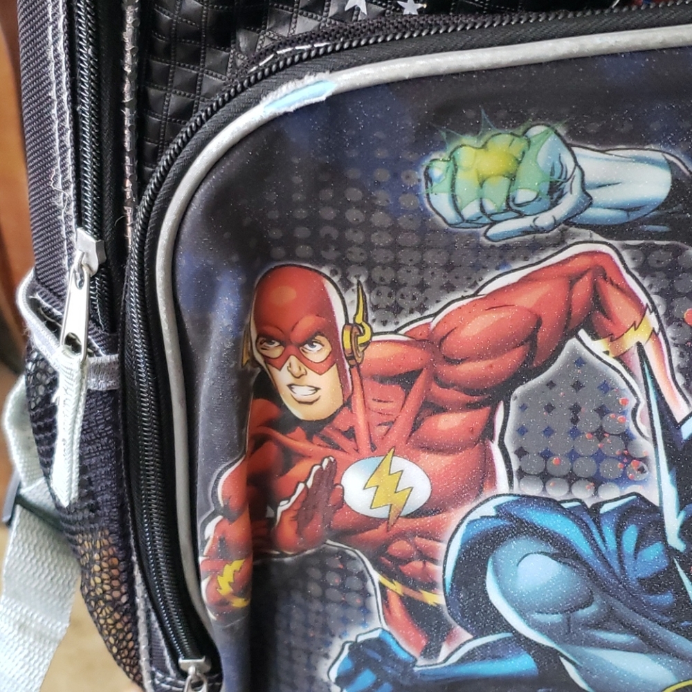 Backpack - Picture 3 of 4